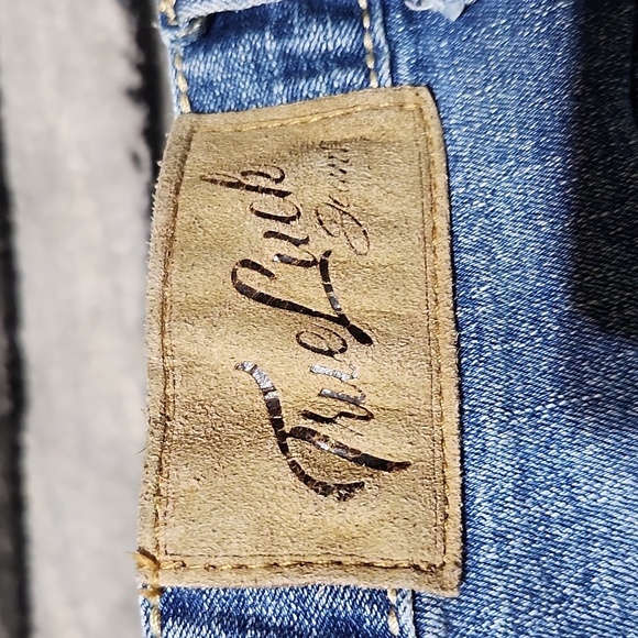 TRUE LUCK EMBROIDERED DISTRESSED STRAIGHT LEG DENIM JEAN - Picture 3 of 14